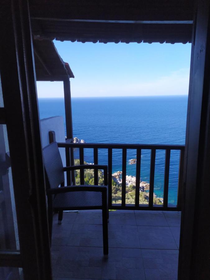 Double Studio Room In Mylopotamos With Beautifull View Tsagarada Luaran gambar